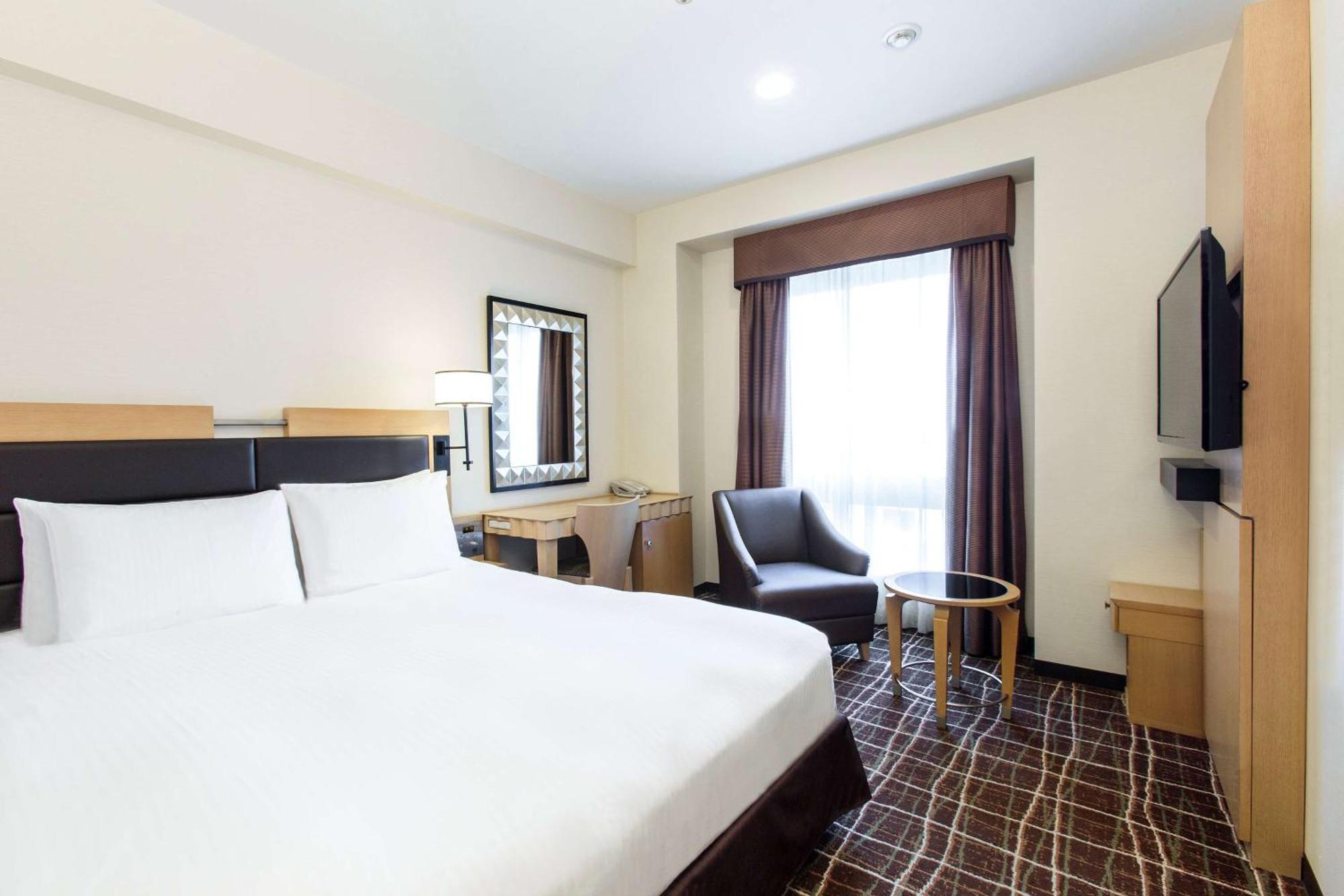 Готель Doubletree By Hilton Наха Екстер'єр фото