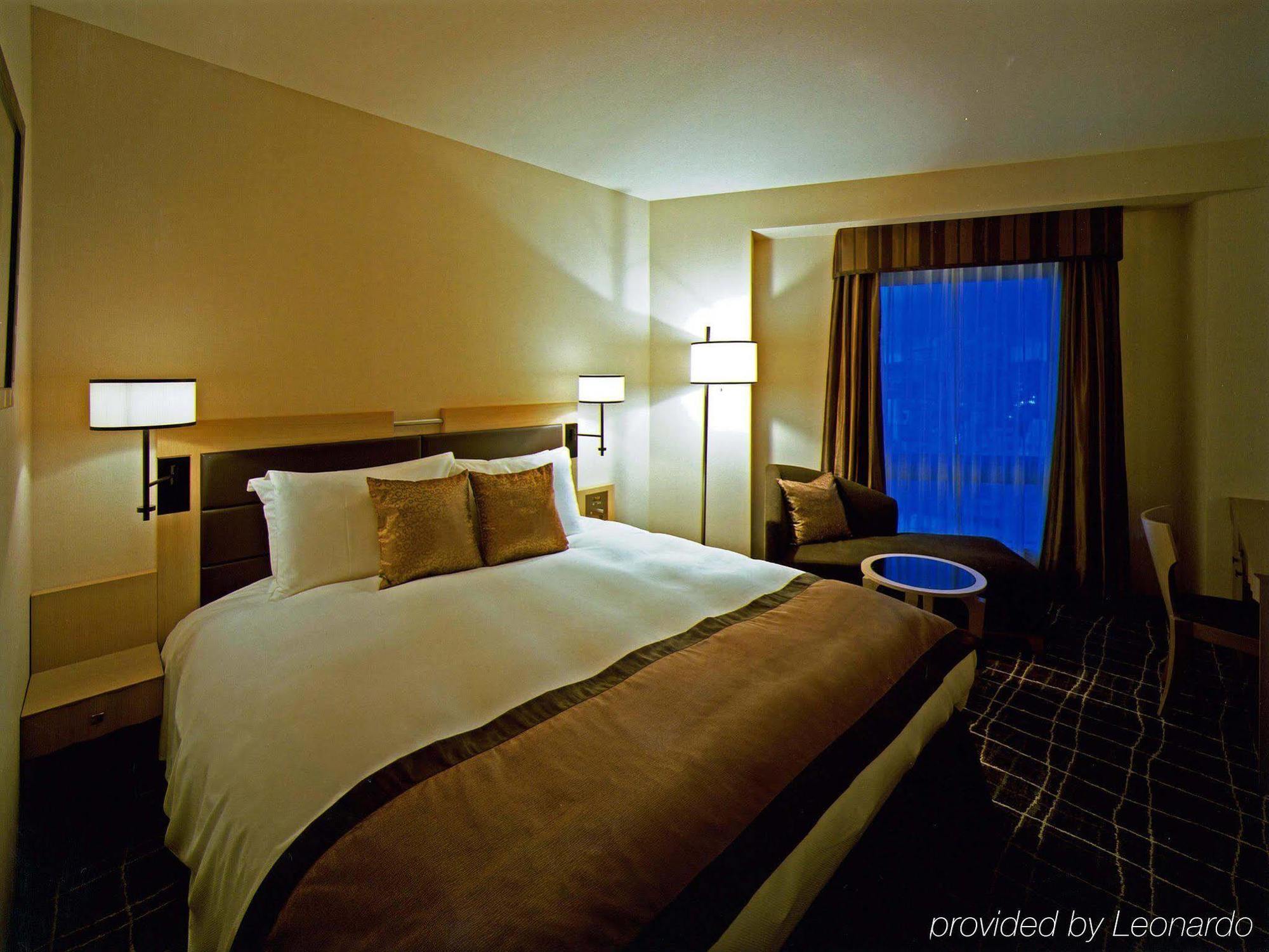 Готель Doubletree By Hilton Наха Екстер'єр фото